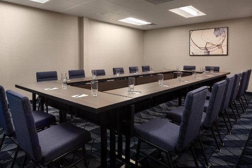 Courtyard by Marriott Fresno - image 20