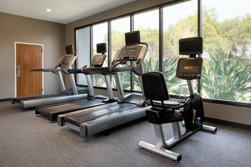 Courtyard by Marriott Fresno - image 24
