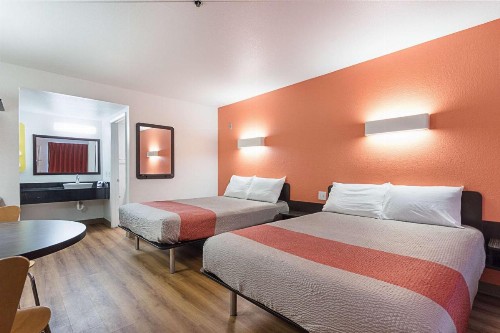 Motel 6-Fresno CA - image 12