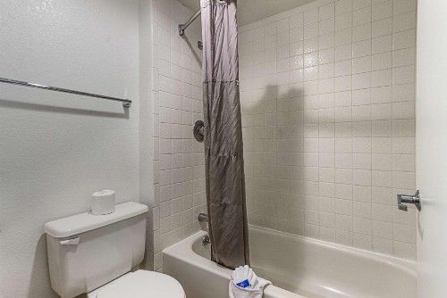 Motel 6-Fresno CA - image 21