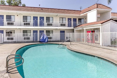 Motel 6-Fresno CA - image 9