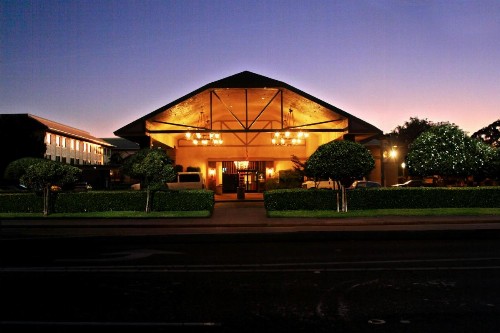 University Square Hotel - image 3