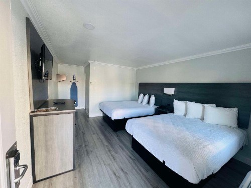 Travelodge by Wyndham Fresno Convention Center Area - image 21