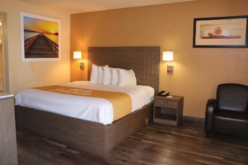Days Inn by Wyndham Fresno South - image 37