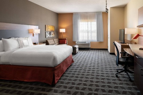 TownePlace Suites Fresno Clovis - image 6