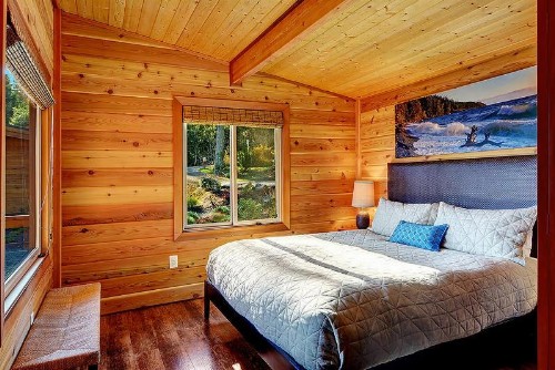 Snug Harbor Resort and Marina - image 5