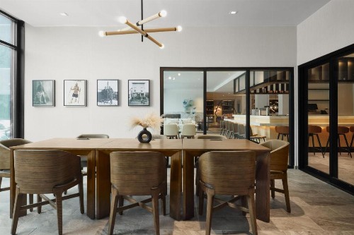 Summit Suites - image 25