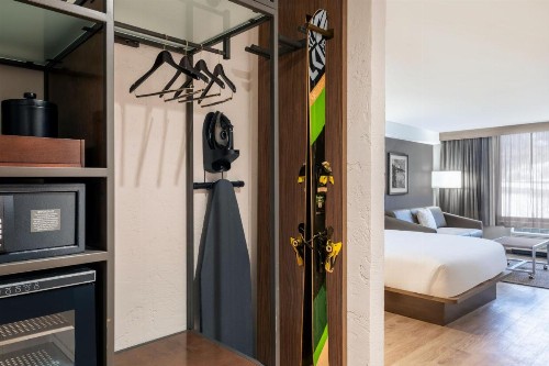 Summit Suites - image 40