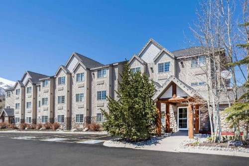 Ramada by Wyndham Frisco - image 1