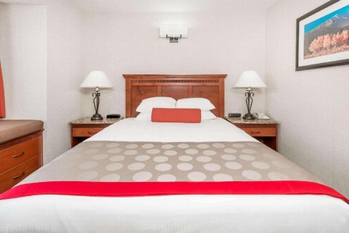 Ramada by Wyndham Frisco - image 23