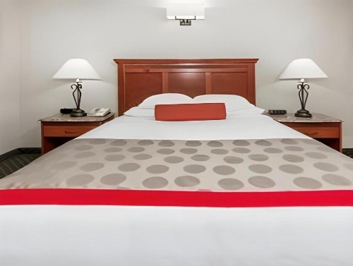 Ramada by Wyndham Frisco - image 24