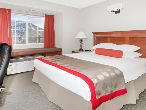 Ramada by Wyndham Frisco - image 31
