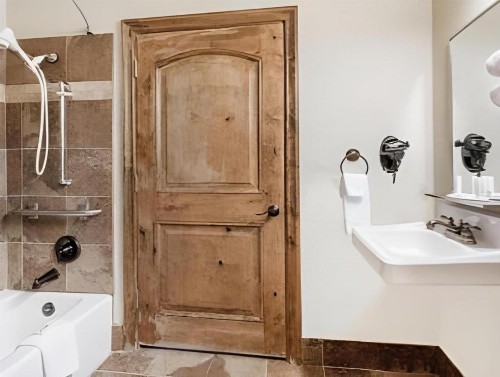 Ramada by Wyndham Frisco - image 38