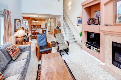 Three-Bedroom Spacious Condo 206 at Bay Club - image 12