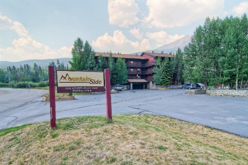 Two-Bedroom Mountainside Condo E259 - image 6