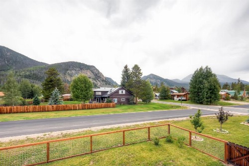 Three-Bedroom Pitkin Townhome - image 10