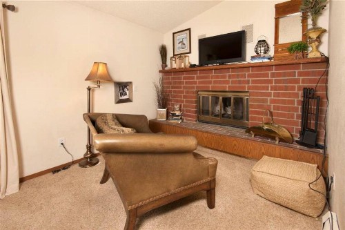 Lagoon 762B Townhouse - image 25