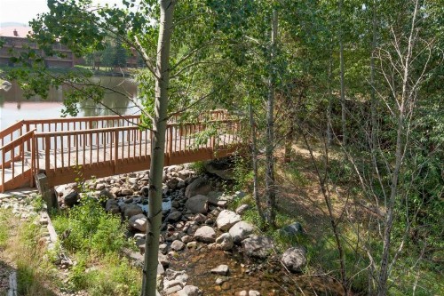 Lagoon 762B Townhouse - image 29
