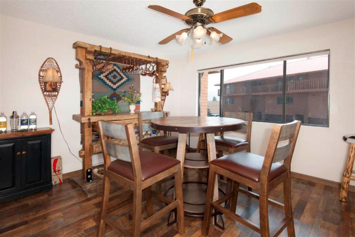 Lagoon 762B Townhouse - image 7