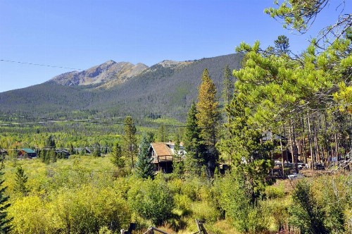 Two-Bedroom Cabin in Frisco - image 11