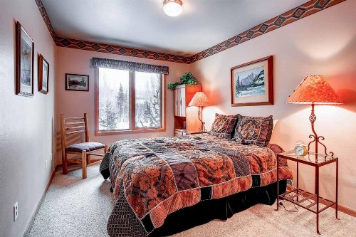 Village Townhomes - image 17