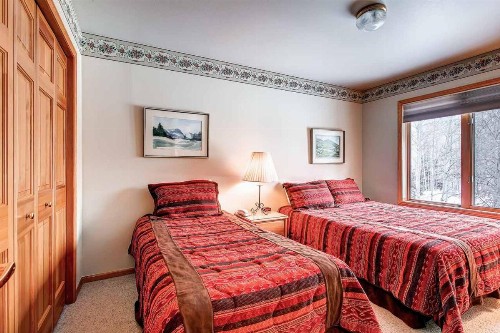 Village Townhomes - image 23