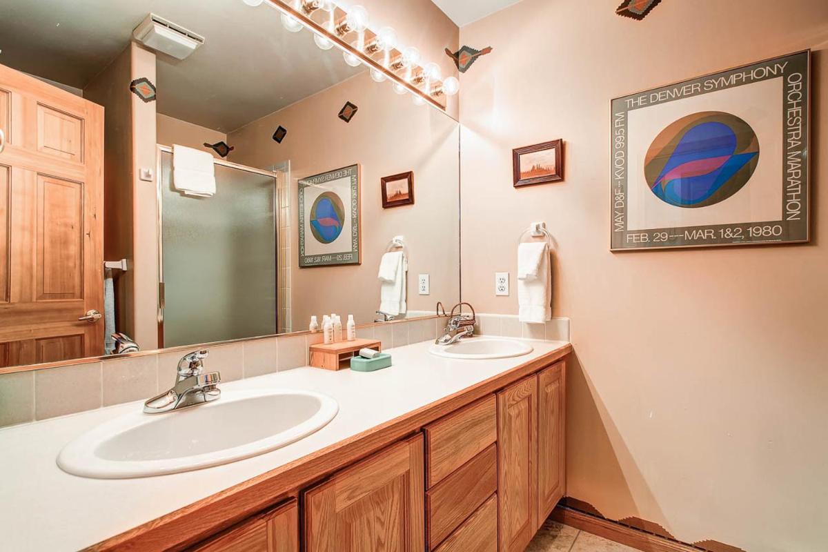 Village Townhomes - image 3