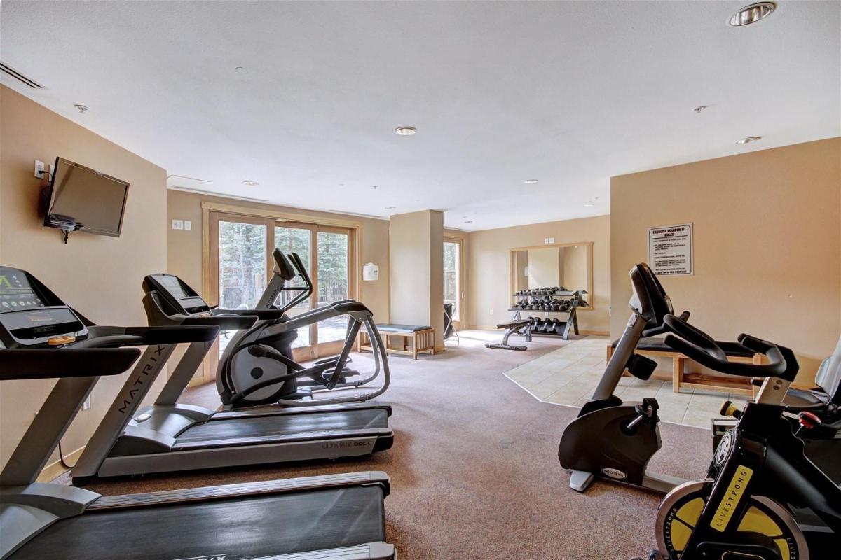 Passage Point 311 Condo - image 3