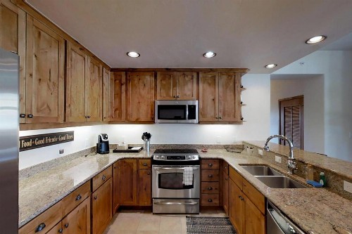 Timberline Cove Penthouse - image 12