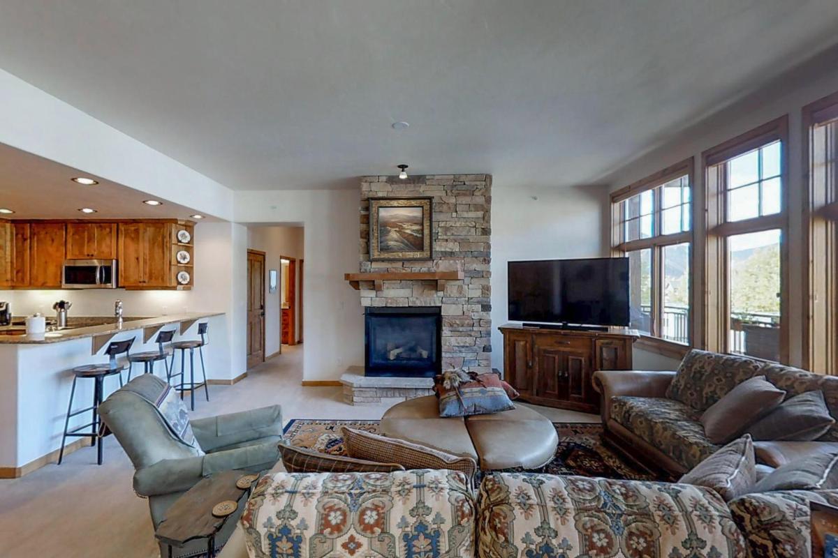 Timberline Cove Penthouse - image 6