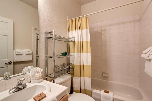 Crossroads Townhome 681B - image 15