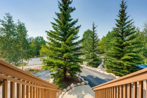 Three-Bedroom Townhome 807B at Lake Point Court - image 10