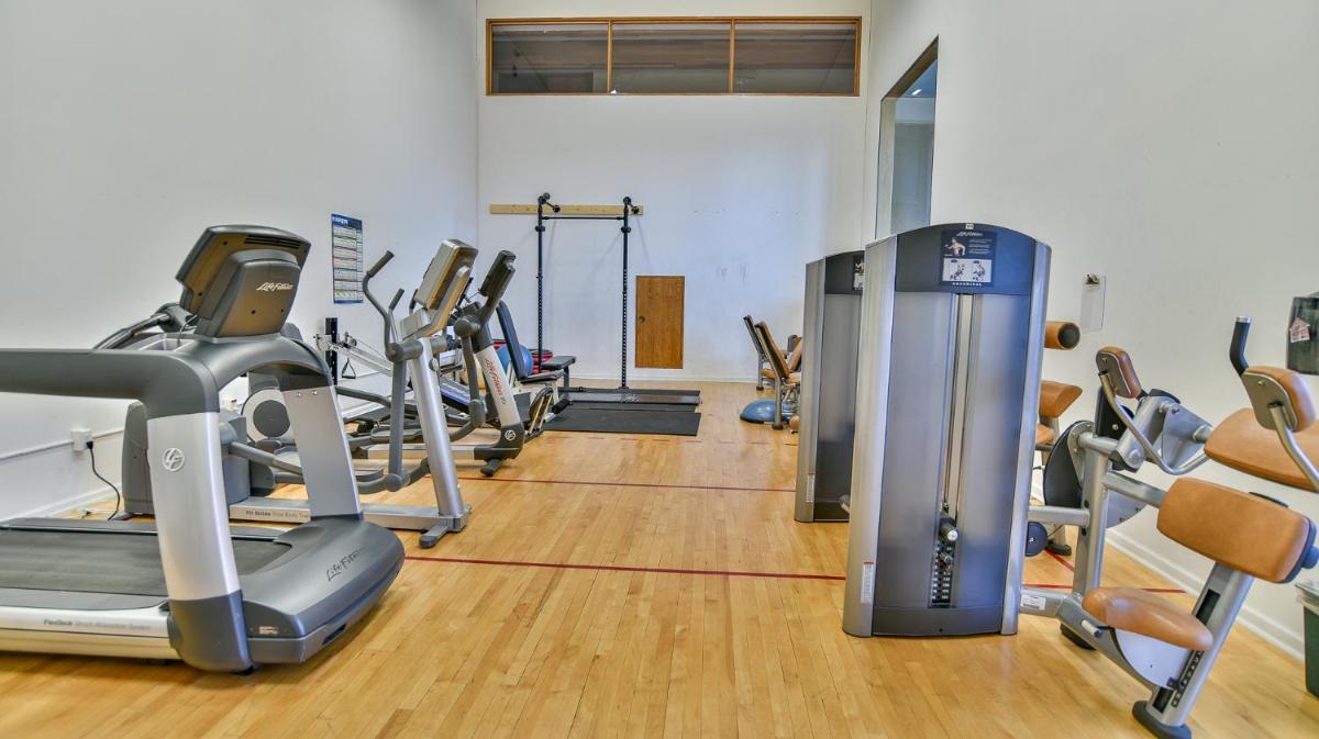 Lagoon Townhome 2A - image 4