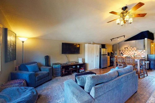 Endearing Cabin - image 6