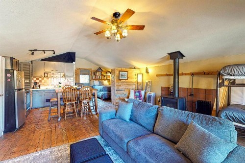 Endearing Cabin - image 7