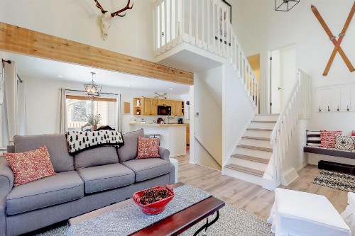 Mountainside Manor - image 4