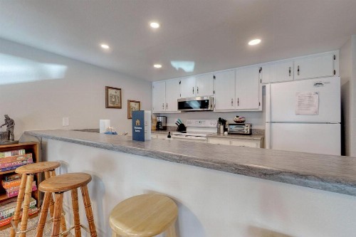 Alpine Abode - image 11