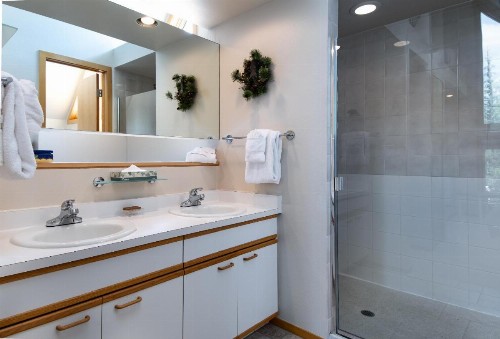 River Glen 203B - image 16
