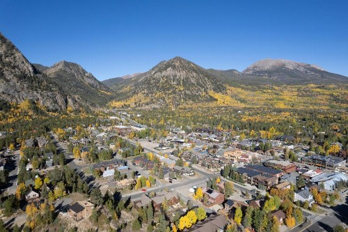 River Glen 203B - image 23