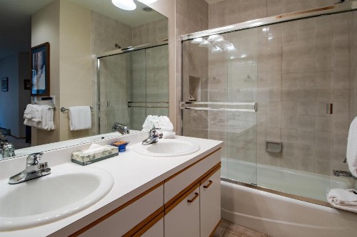 River Glen 203B - image 9