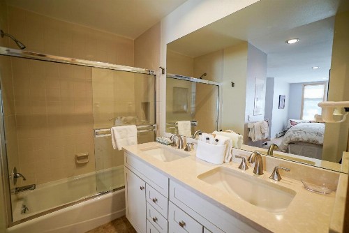River Glen 205B - image 10
