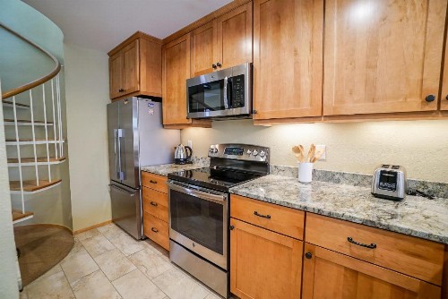 River Glen 205B - image 15