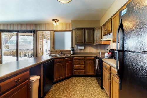 4 Bed 3 Bath Vacation home in Frisco - image 11