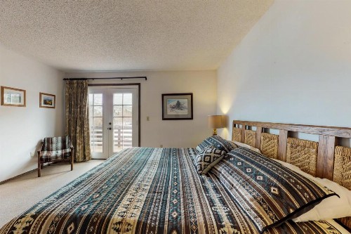 4 Bed 3 Bath Vacation home in Frisco - image 9