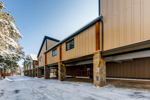 Mount Royal Townhome - image 8