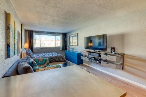 Cedar Lodge Studio - image 11