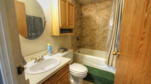 BEPU Bridge End 3 bed 2 bath - image 7