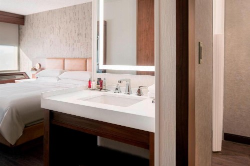 Fullerton Marriott at California State University - image 25