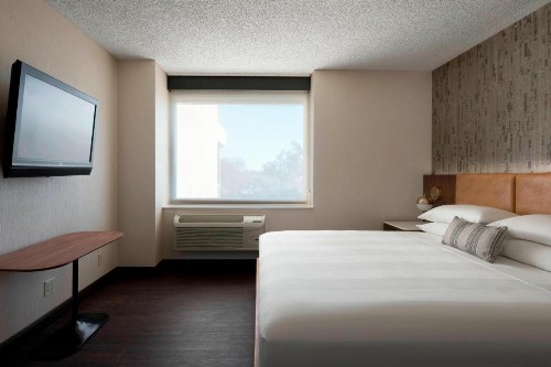 Fullerton Marriott at California State University - image 38