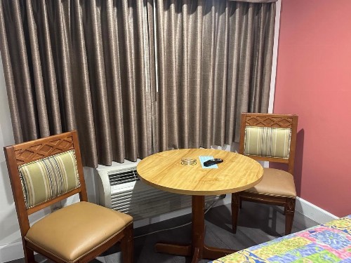 Willow Tree Lodge - image 23